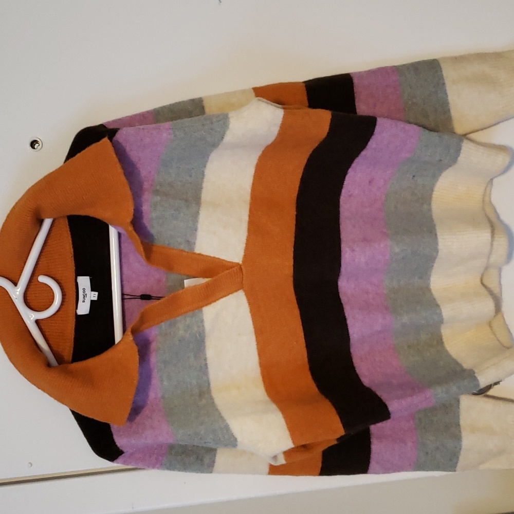 15. Suncoo Paris sweater NWT